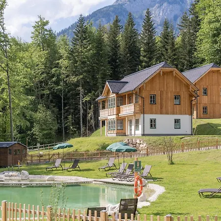 By Zlaimlift Holiday home