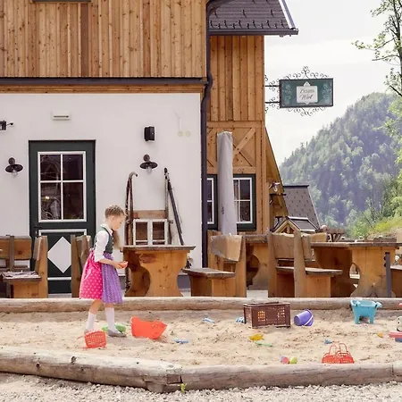 By Zlaimlift Holiday home *